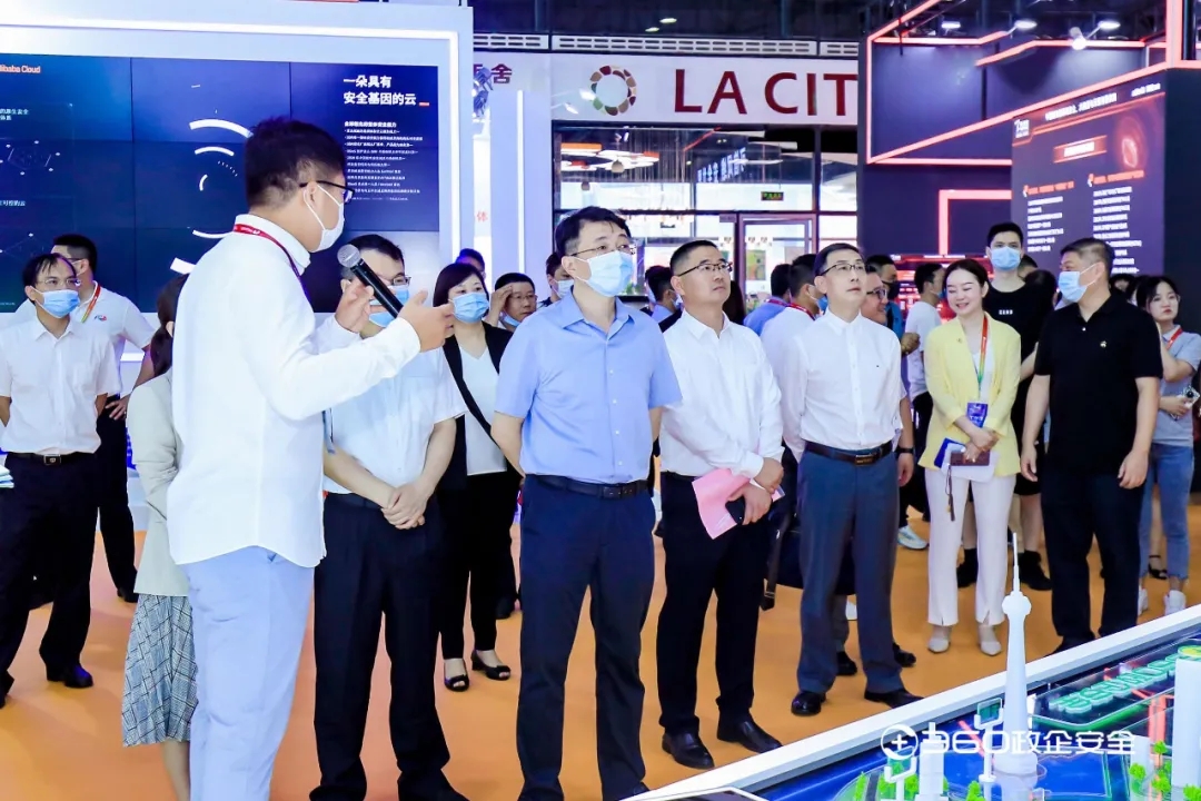 360政企安全集团亮剑上海网络安全博览会，上海市网络安全主管部门领导给予充分认可！